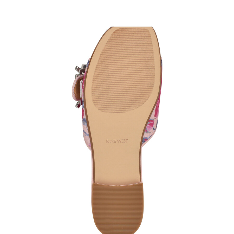 flache laniey-sandalen