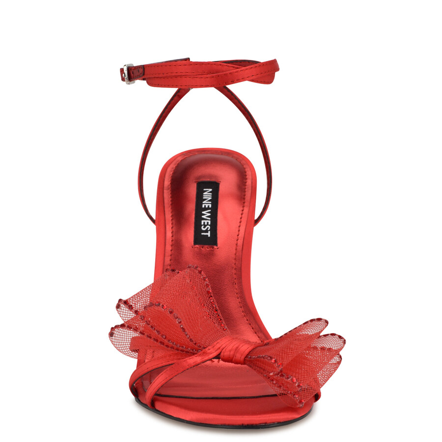 sandalen mit absatz und schleife