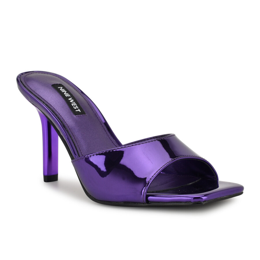 sandalen im disko-kleid
