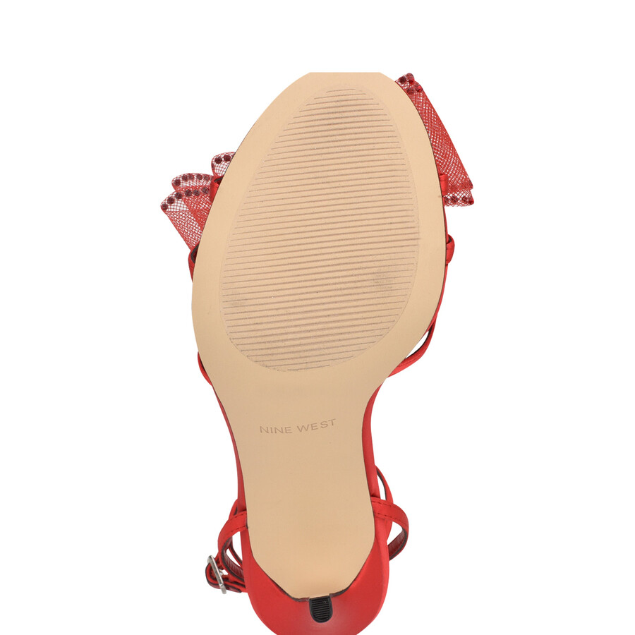 sandalen mit absatz und schleife