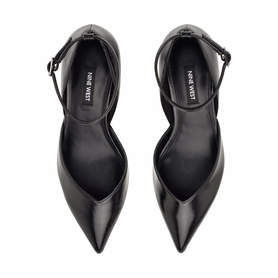 Kory Kitten Heel Pumps – Schwarzes Crinkle-Lackleder