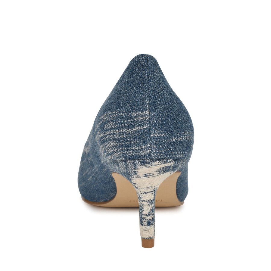 avaite pumps mit kappe