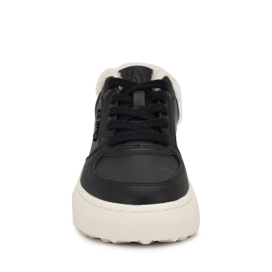 kuschelige schnür-sneaker