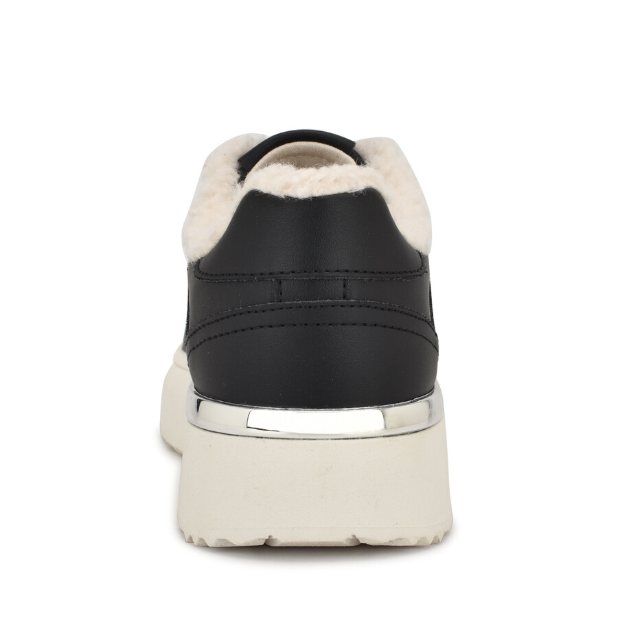 kuschelige schnür-sneaker