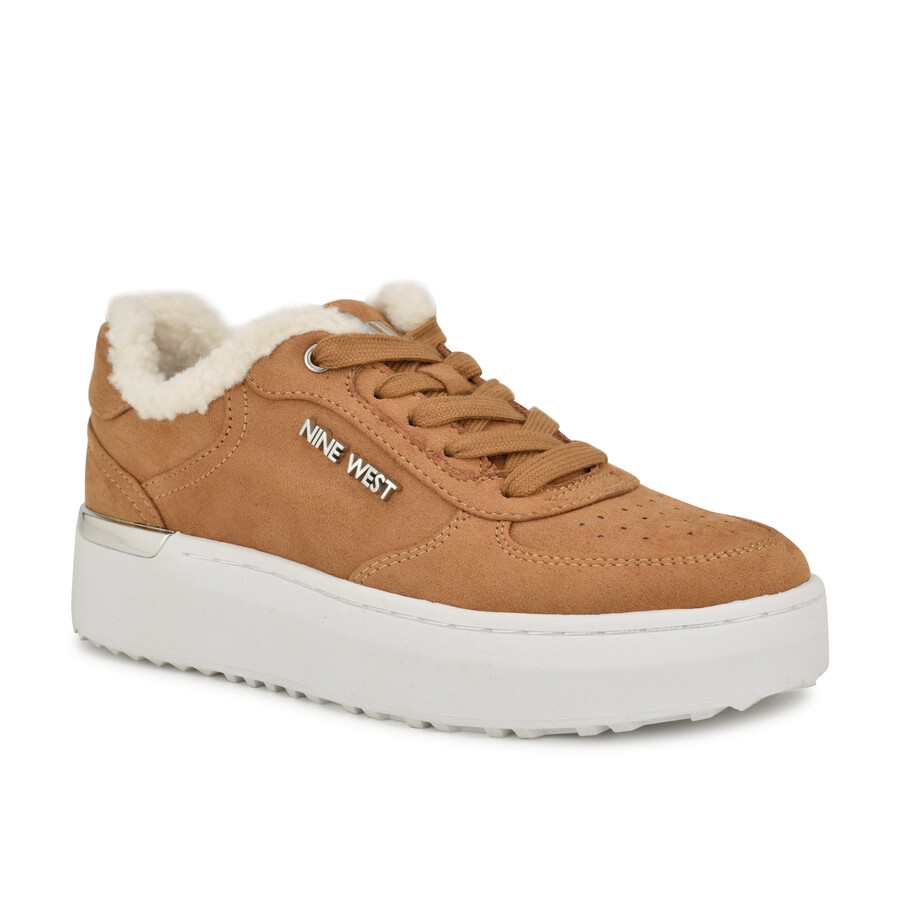 kuschelige schnür-sneaker