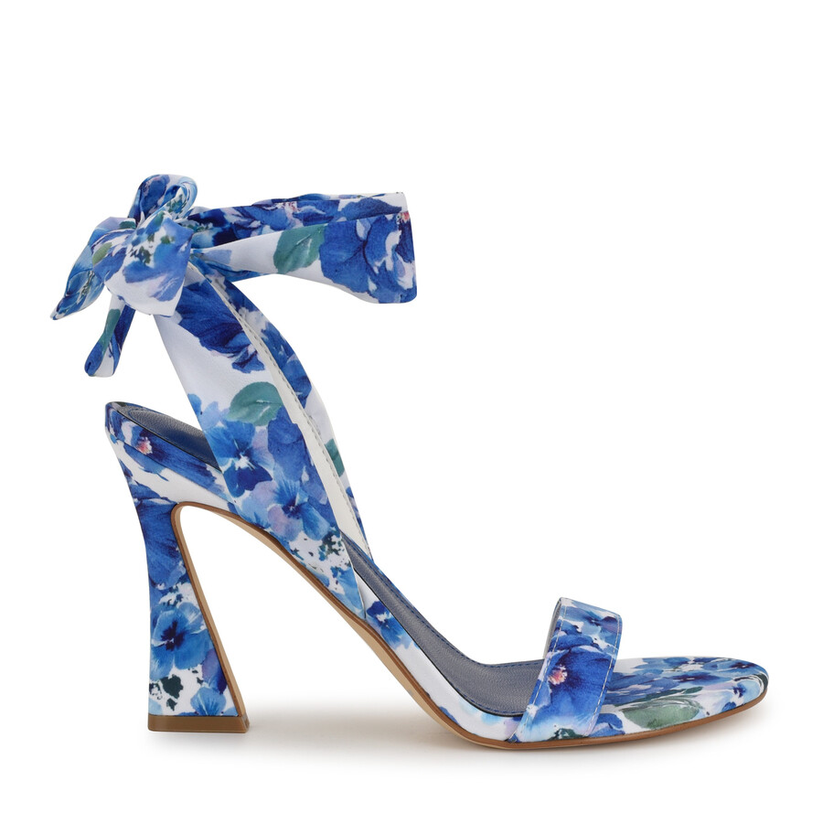 kelsie – knöchelwickel-sandalen mit absatz